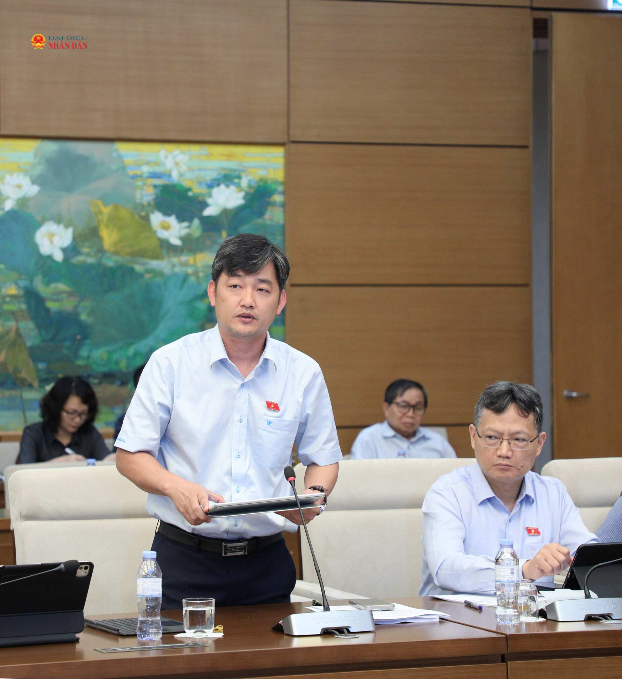 Đại biểu Quốc hội thành phố Đồng Nai Nguyễn Quốc Dũng phát biểu