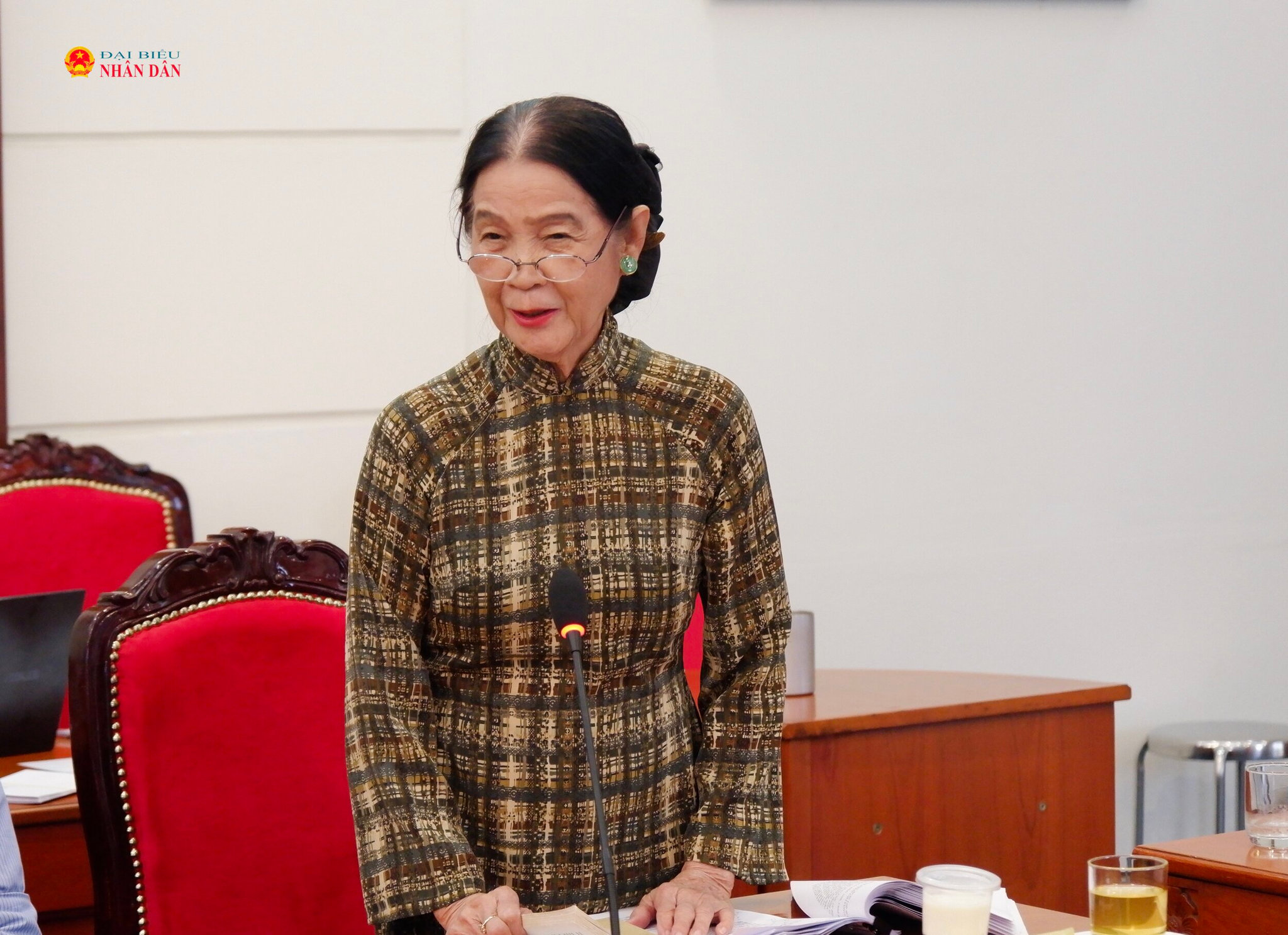 Đại diện Đoàn Luật sư TP. Hồ Chí Minh Trương Thị Hoà phát biểu. Ảnh: Hoa Lê