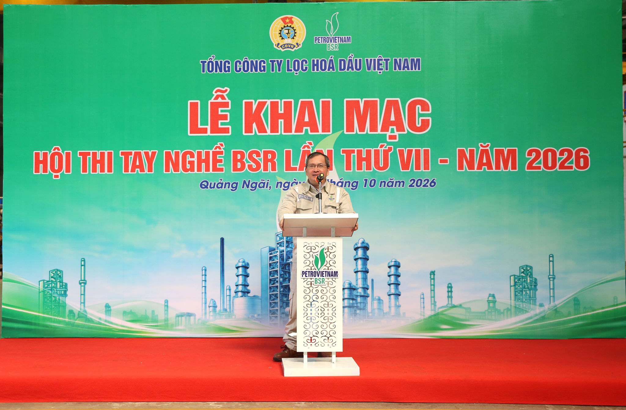 Thành viên HĐQT BSR Khương Lê Thành phát biểu tại lễ khai mạc. Ảnh BSR