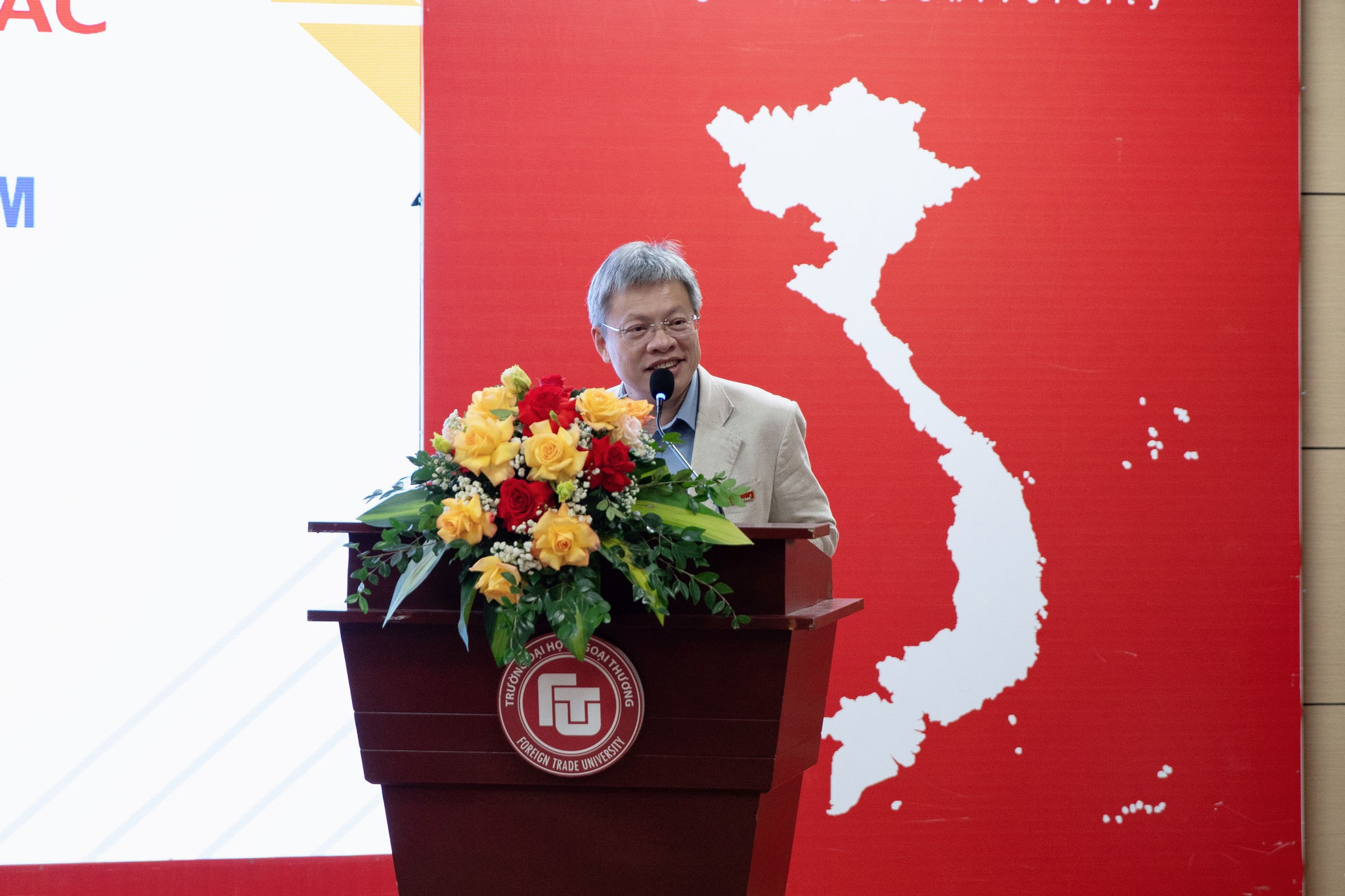 Ông Lê Quốc Vinh – Chủ tịch CSMO Việt Nam, Chủ tịch Tập đoàn Truyền thông Lê (LeBros) phát biểu tại buổi lễ