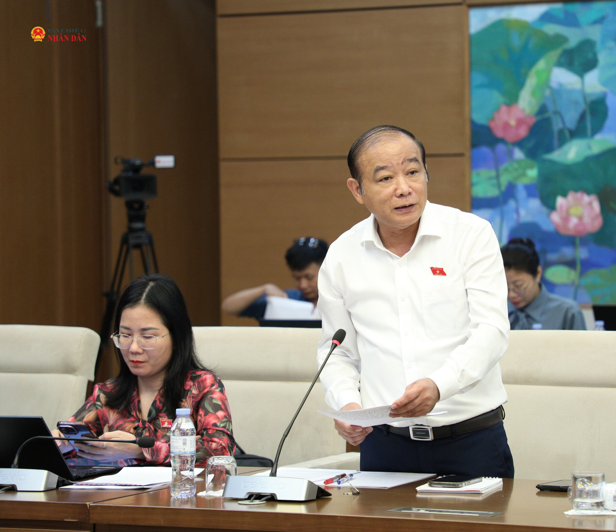 Phó trưởng đoàn chuyên trách Đoàn ĐBQH TP. Hải Phòng Lã Thanh Tân phát biểu