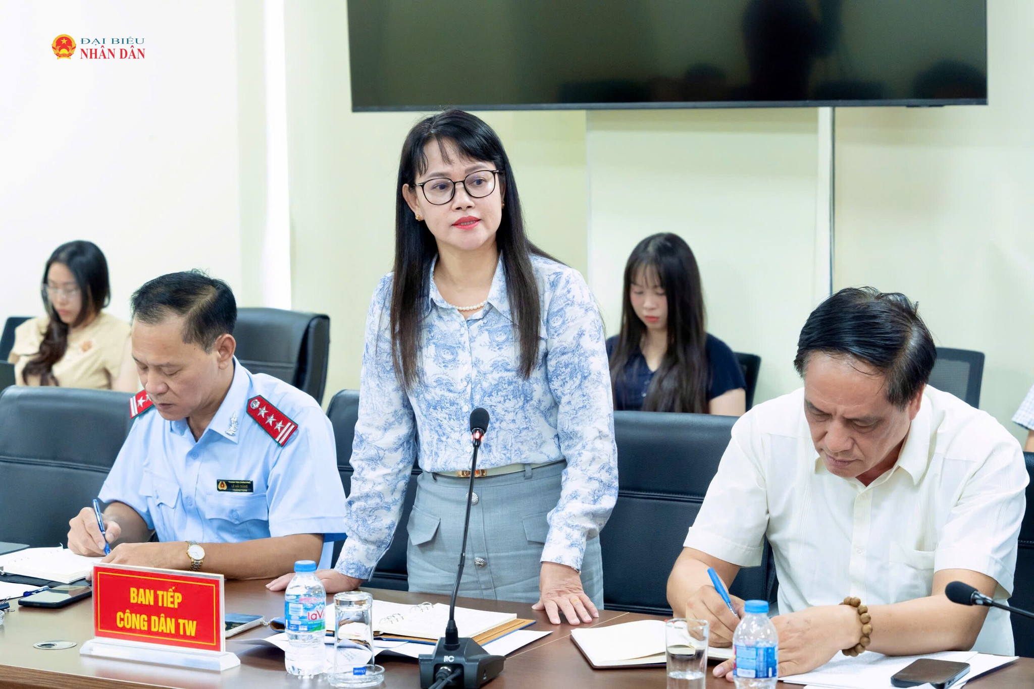 Phó Trưởng Ban Tiếp công dân Trung ương Lê Thị Hương Trà phát biểu