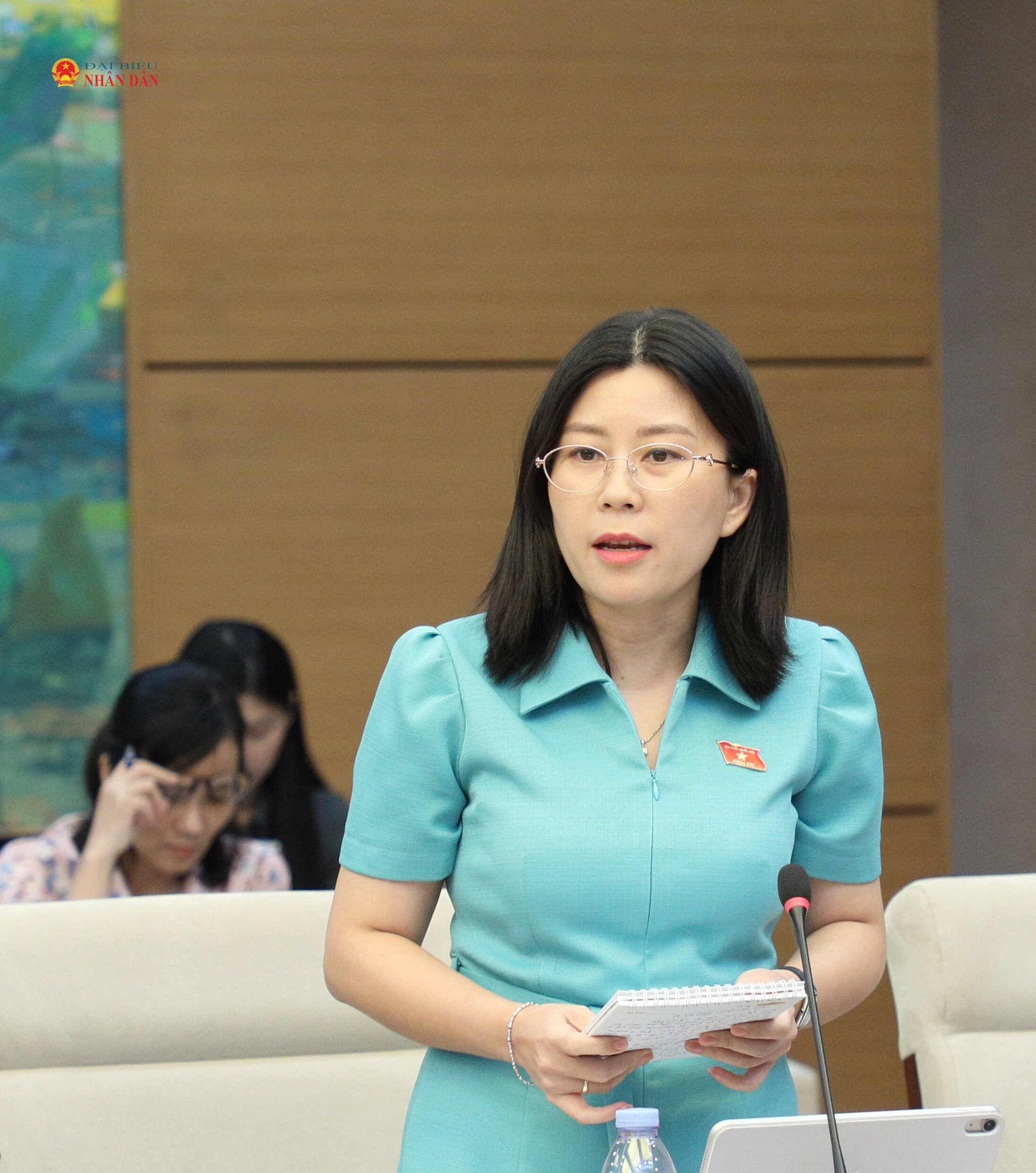 Phó Trưởng đoàn ĐBQH chuyên trách tỉnh Đắk Lắk Lê Đào An Xuân phát biểu