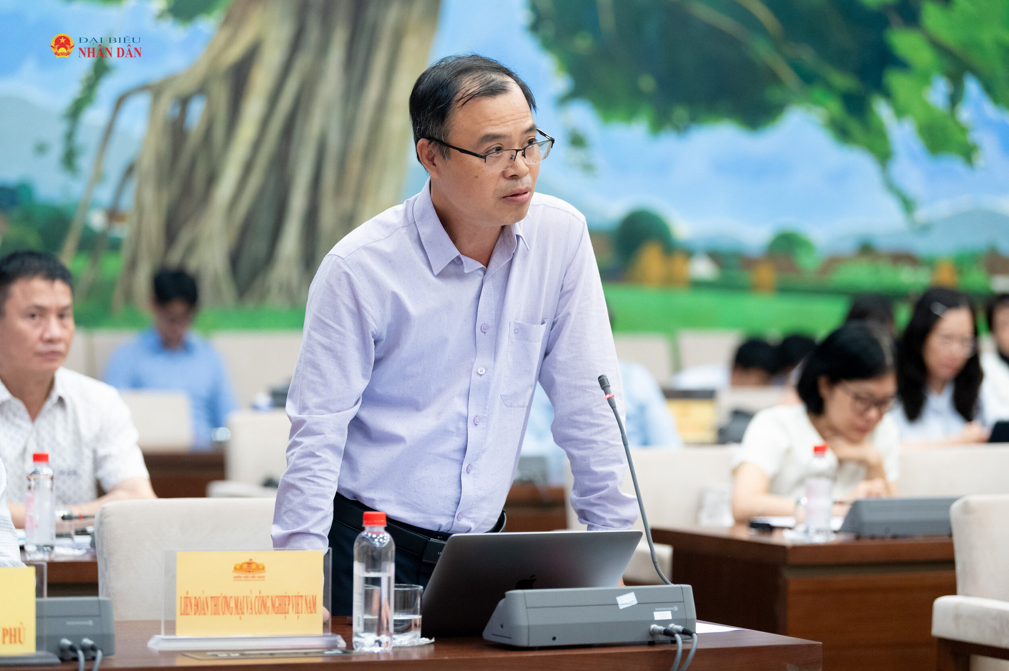 Đại diện Liên đoàn Công nghiệp và Thương mại Việt Nam (VCCI) phát biểu
