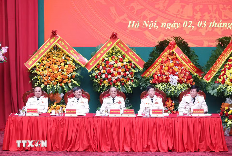 Đoàn Chủ tịch điều hành Đại hội