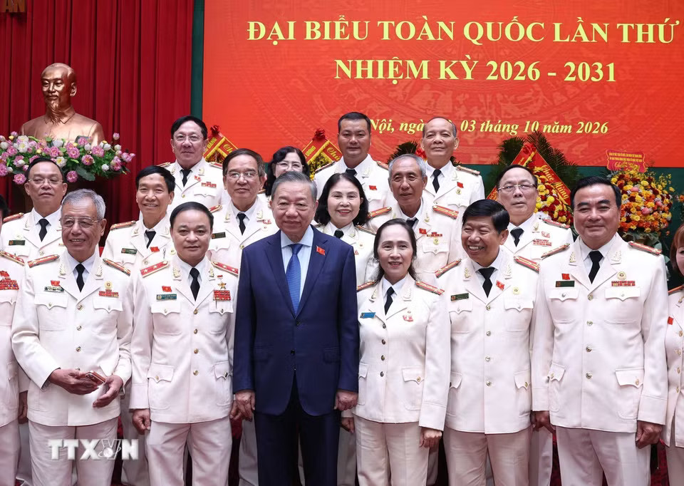 Tổng Bí thư, Chủ tịch nước Tô Lâm và các đại biểu tham dự Đại hội toàn quốc lần thứ II Hội Cựu Công an nhân dân Việt Nam