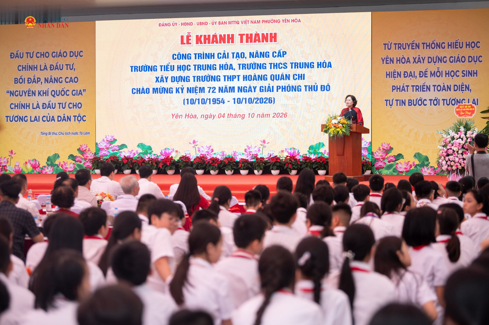Phó Chủ tịch Quốc hội Nguyễn Thị Hồng phát biểu tại điểm Trường THCS Trung Hòa