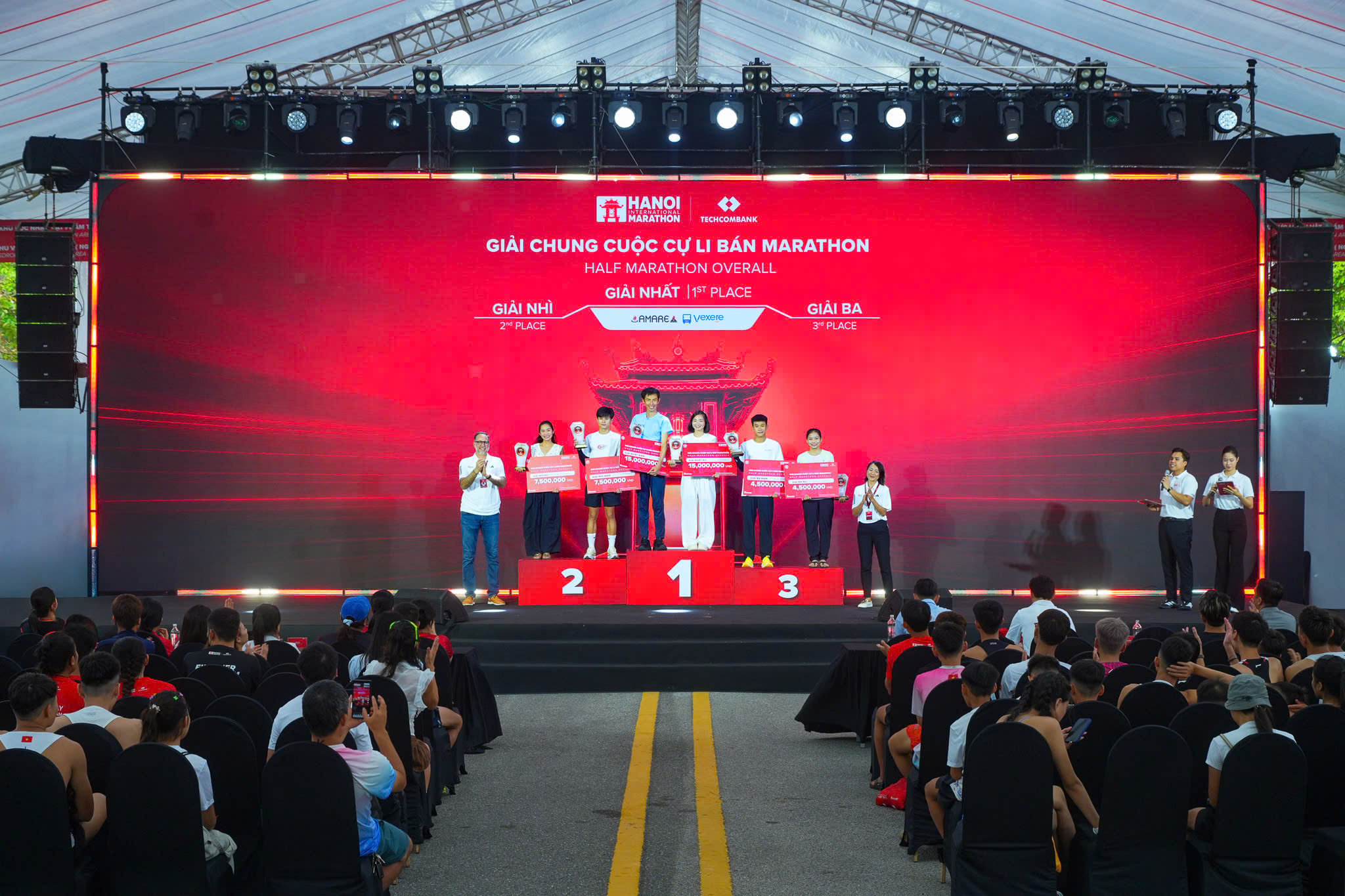 Trao giải Bán Marathon