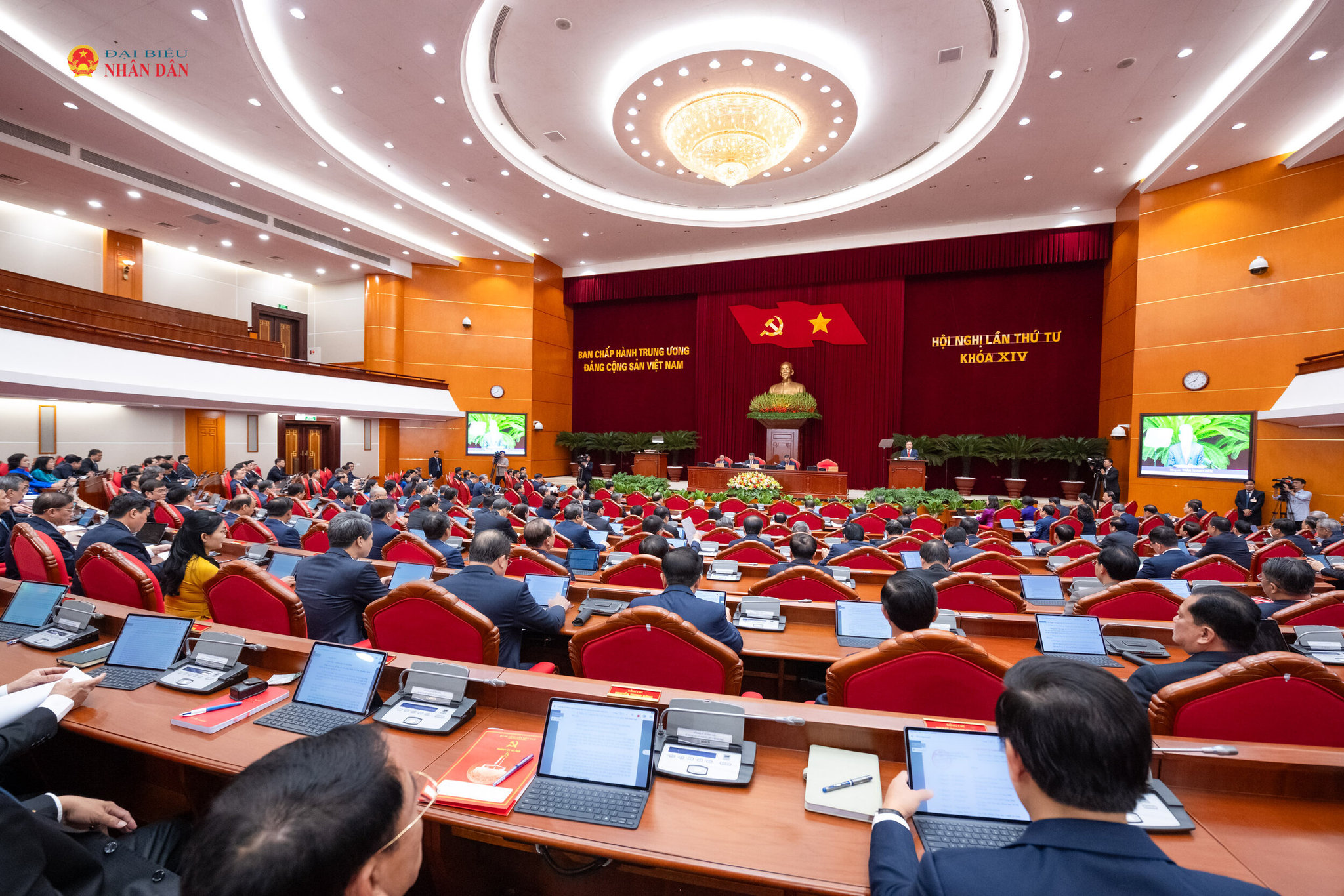 Quang cảnh hội nghị