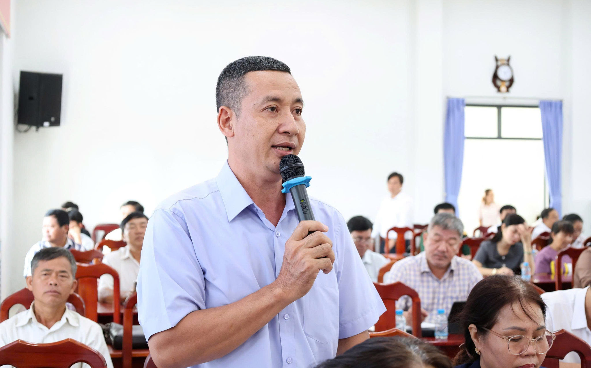 Cử tri kiến nghị tháo gỡ nhiều vấn đề dân sinh