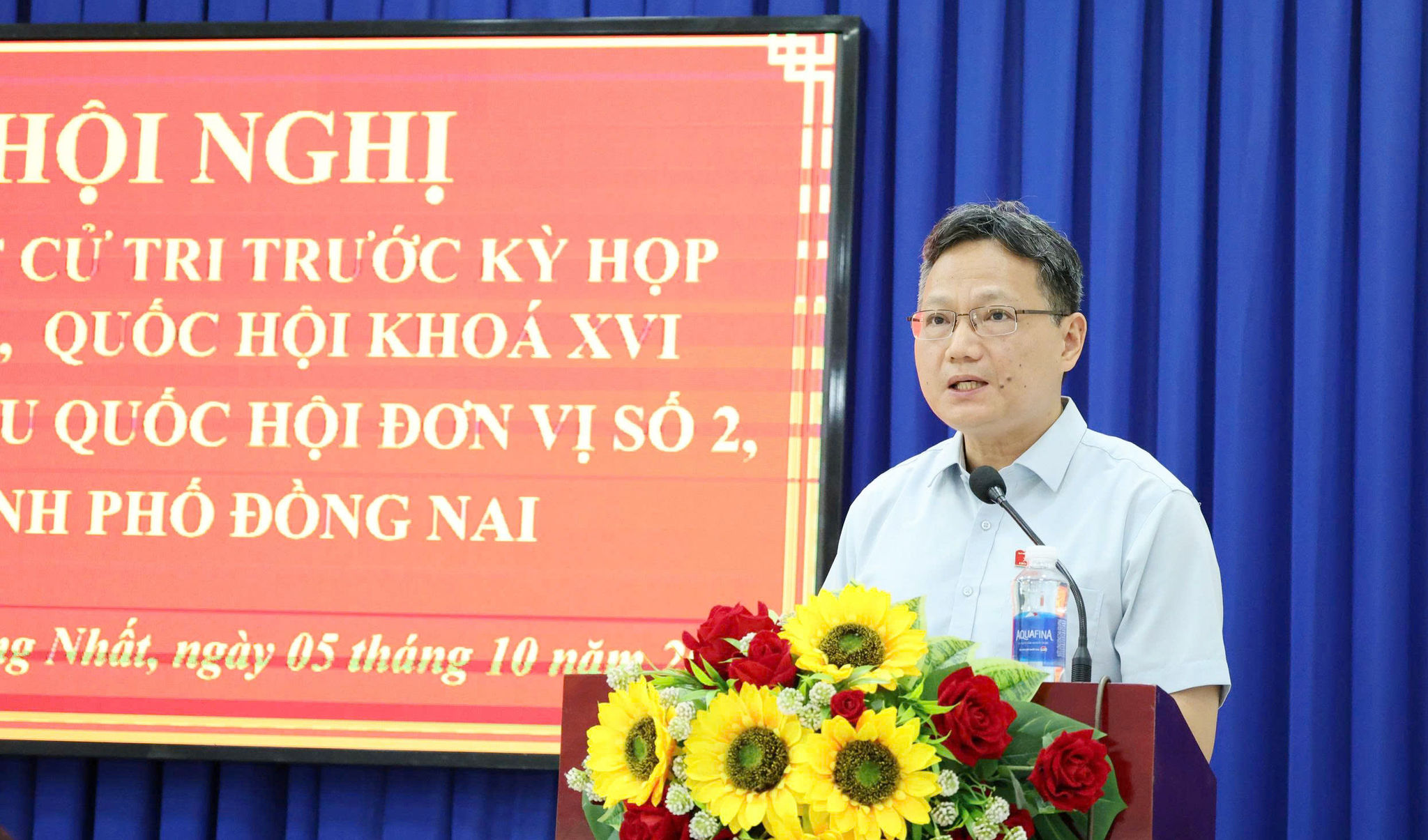 Đại biểu Lê Hoàng Hải, ĐBQH hoạt động chuyên trách tại Ủy ban Khoa học, Công nghệ và Môi trường của Quốc hội trao đổi với cử tri các xã Thống Nhất, Gia Kiệm
