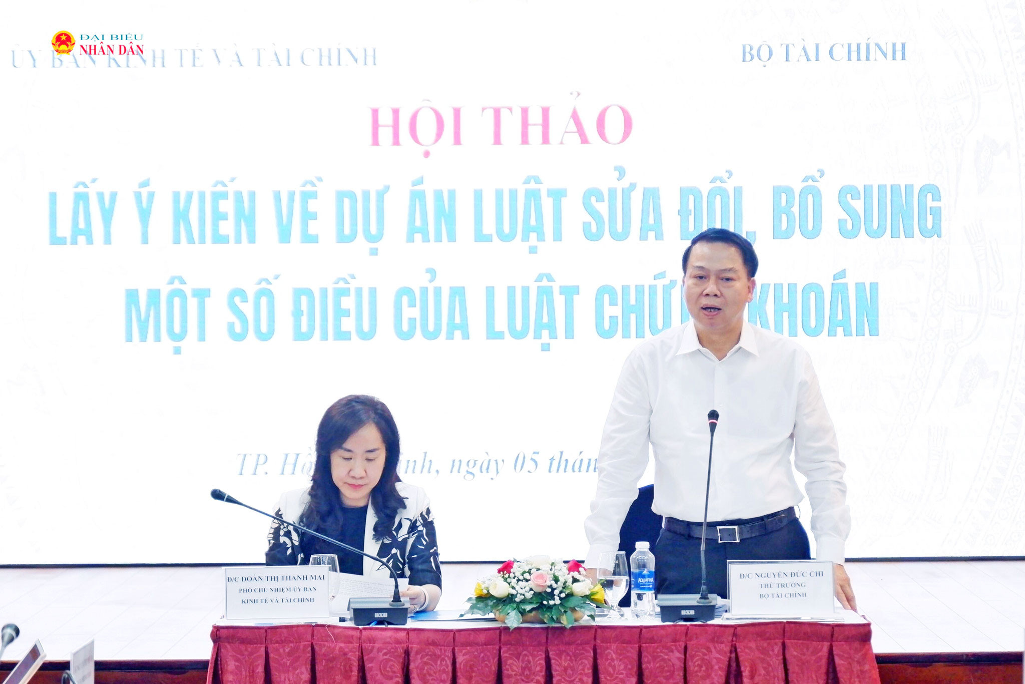 Thứ trưởng Bộ Tài chính Nguyễn Đức Chi phát biểu
