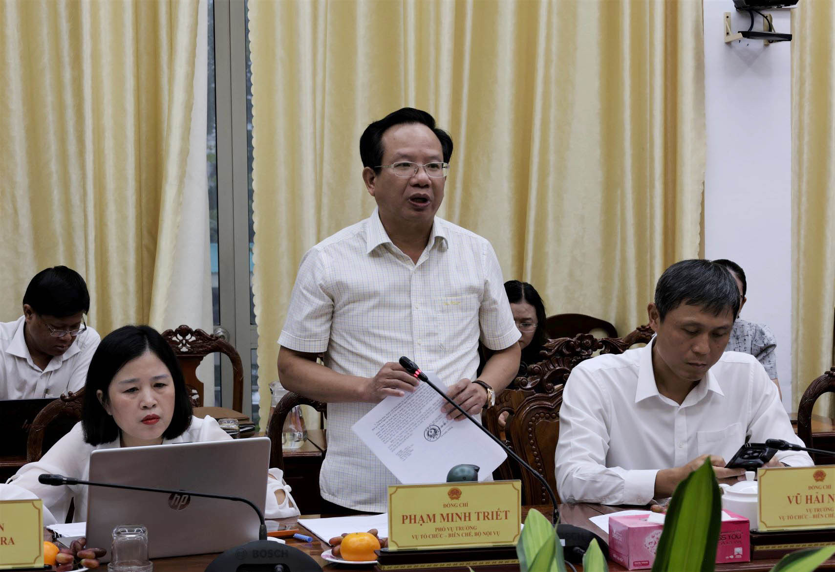Phó Vụ trưởng, Vụ Tổ chức - Biên chế, Bộ Nội vụ Phạm Minh Triết phát biểu