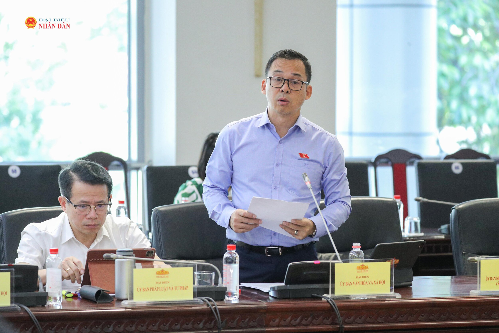 Đại biểu hoạt động chuyên trách tại Ủy ban Văn hóa và Xã hội Đỗ Hoàng Việt