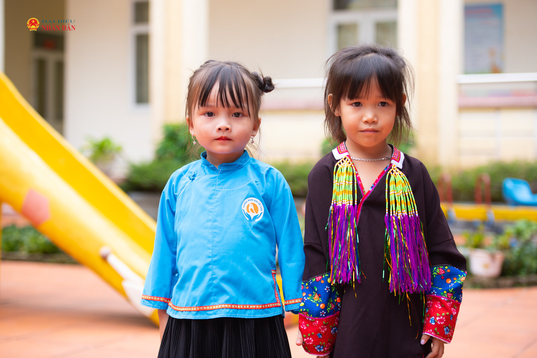 Gieo yêu thương, tiếp thêm động lực cho thầy trò nơi vùng biên vùng biên Hải Sơn