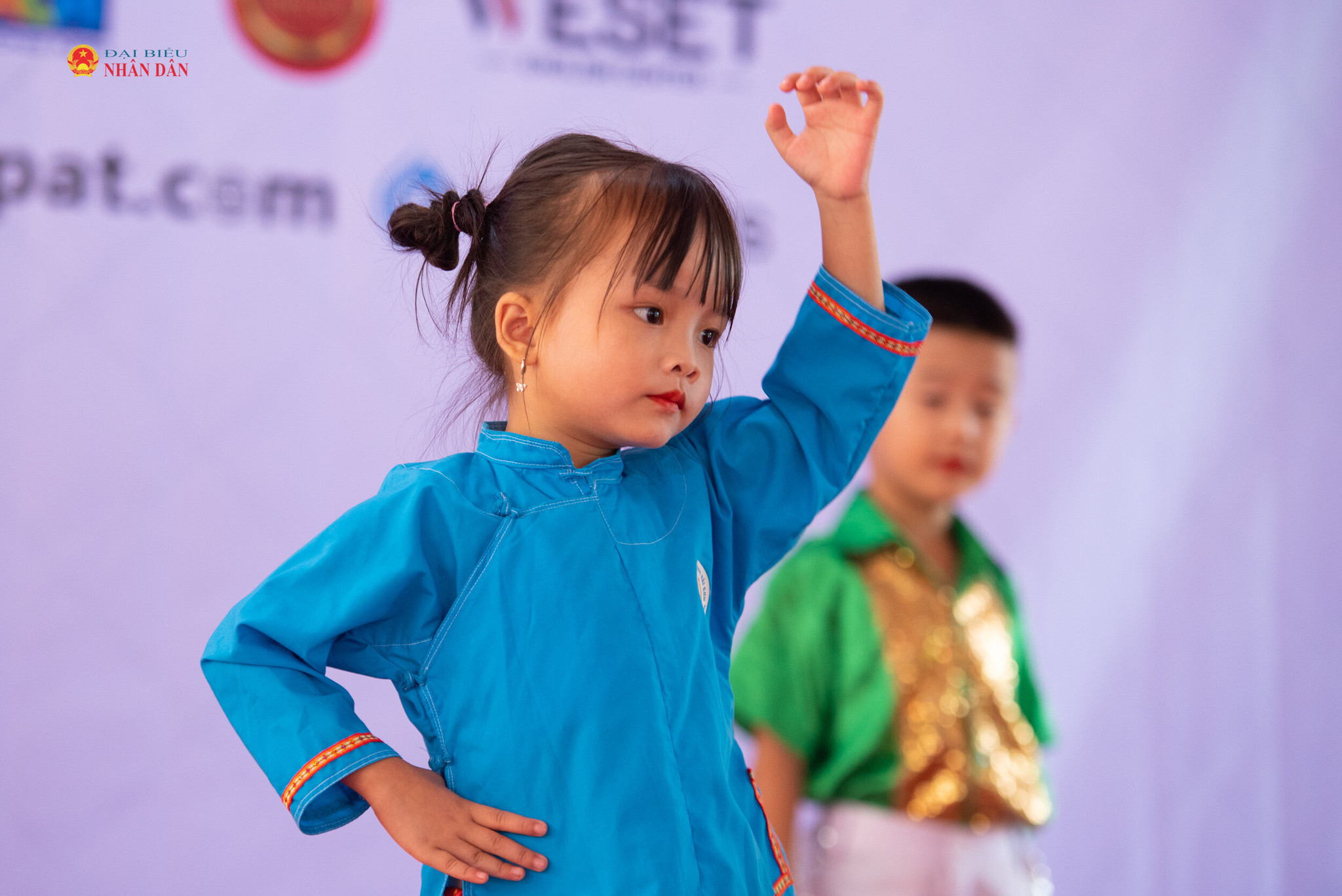 Gieo yêu thương, tiếp thêm động lực cho thầy trò nơi vùng biên vùng biên Hải Sơn