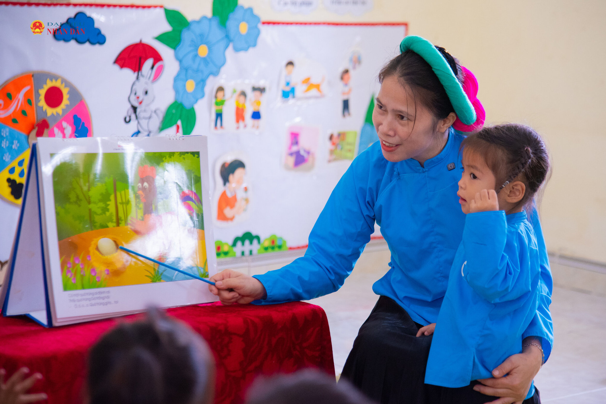 Gieo yêu thương, tiếp thêm động lực cho thầy trò nơi vùng biên vùng biên Hải Sơn