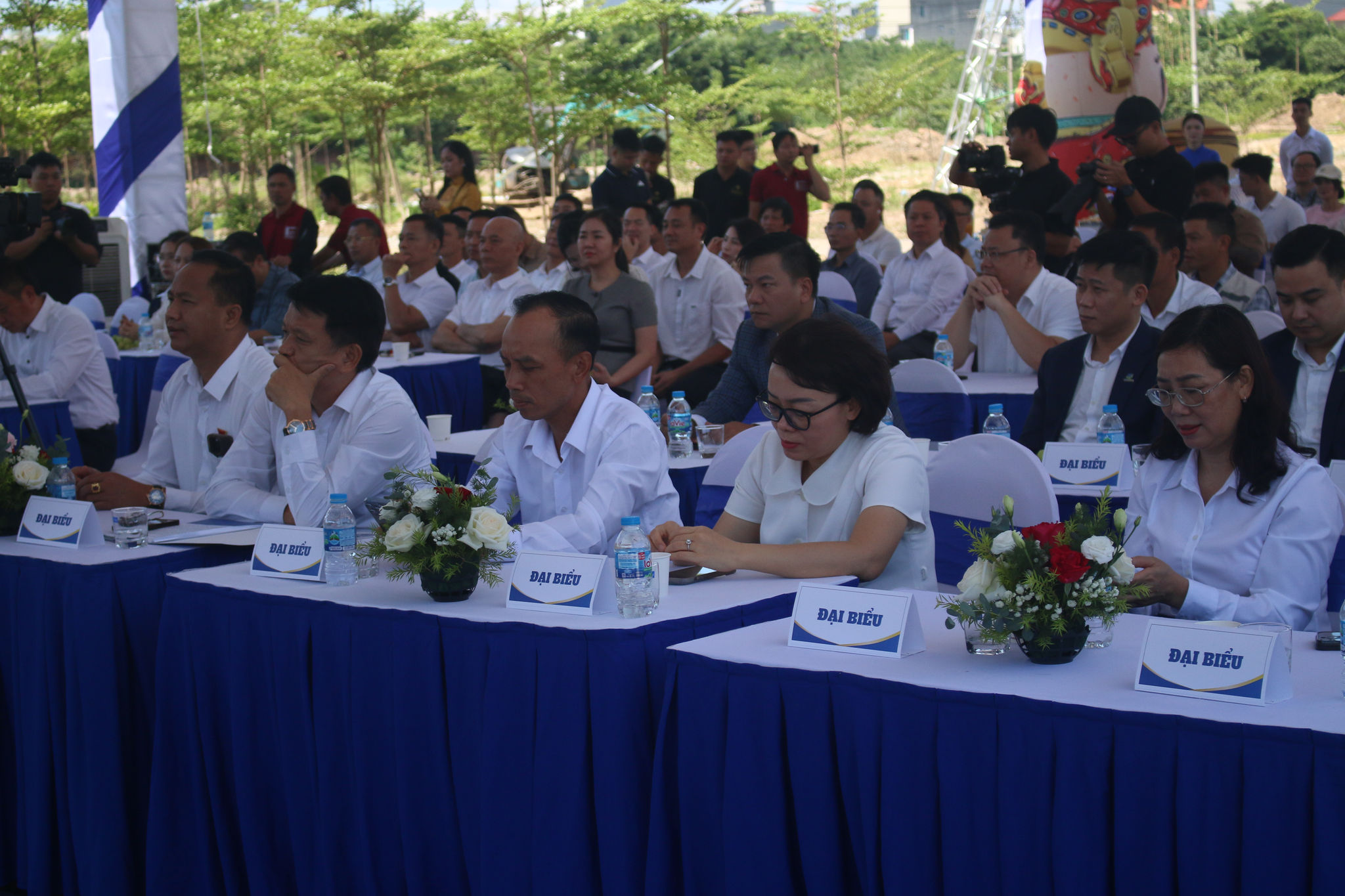 Đại diên lãnh đạo xã Đông Anh tham dự lễ Khởi công