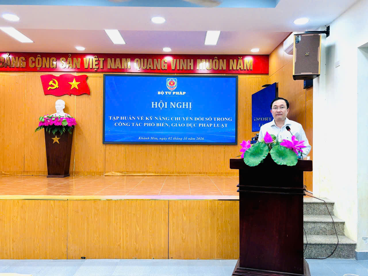 Phó Cục trưởng Cục PBGDPL và Trợ giúp pháp lý Phan Hồng Nguyên nhấn mạnh yêu cầu đổi mới phương thức PBGDPL, đáp ứng yêu cầu chuyển đổi số