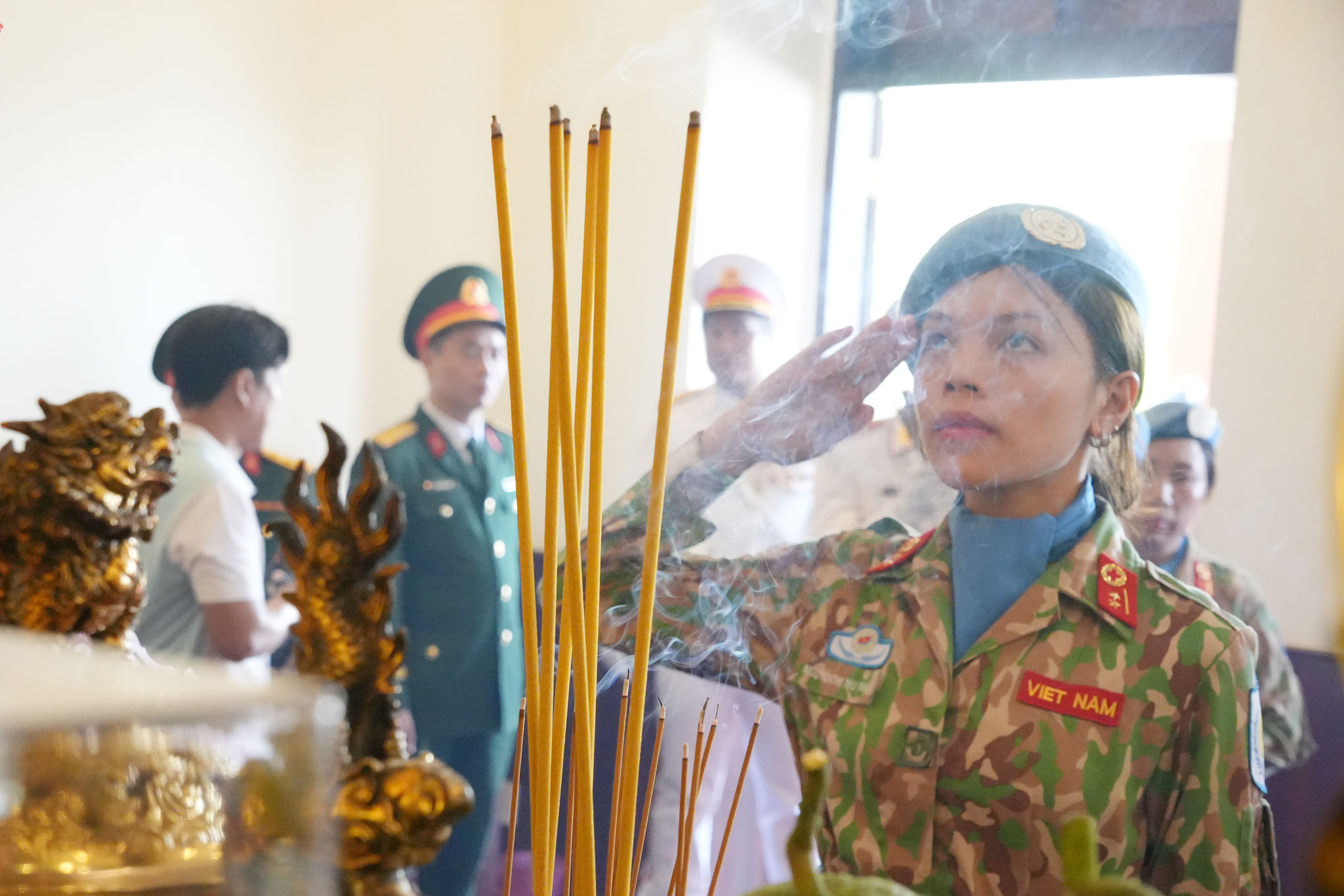 2 Người lính mũ nồi xanh Việt Nam lan tỏa giá trị hòa bình, nhân văn