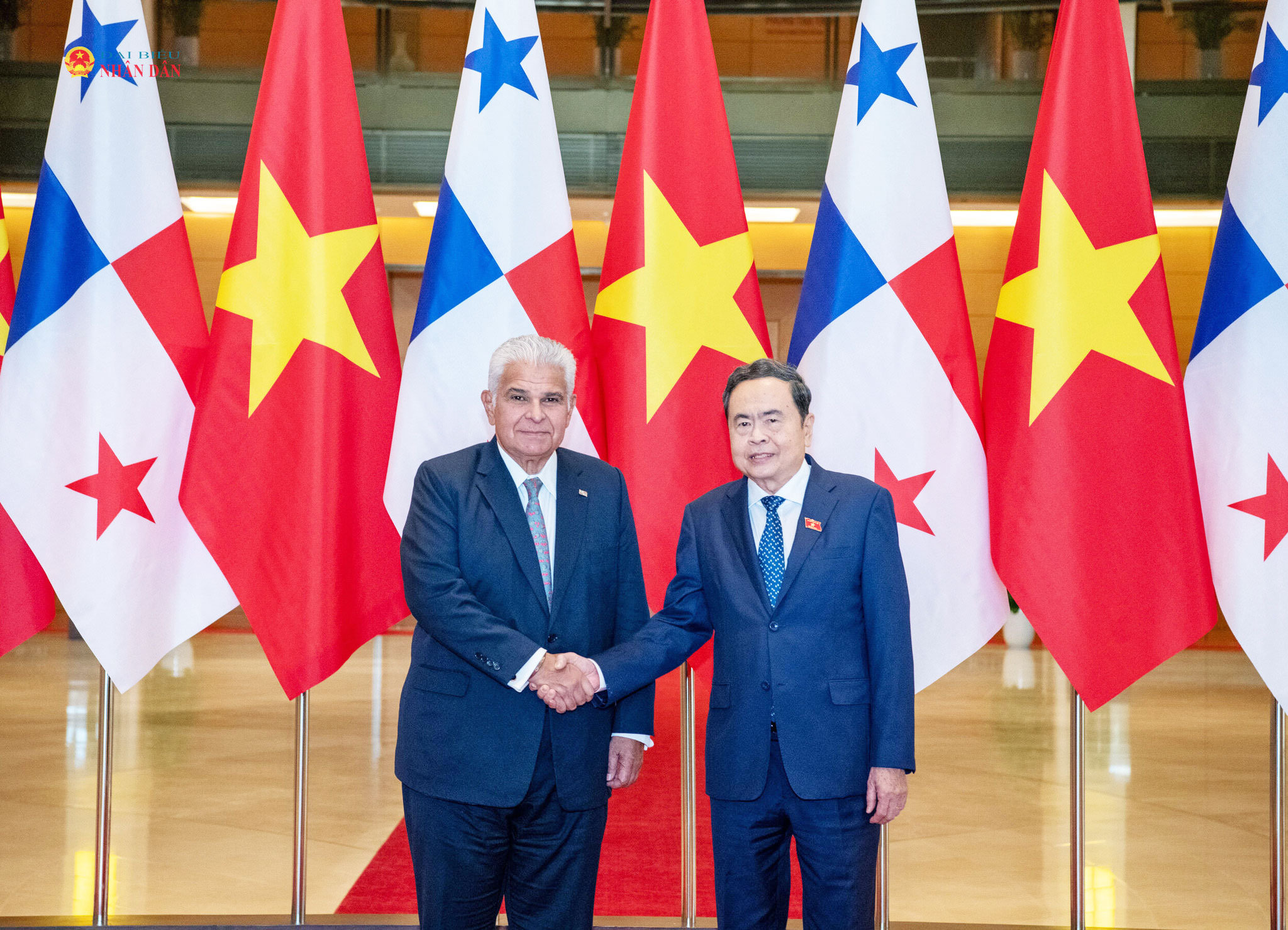 Chủ tịch Quốc hội Trần Thanh Mẫn và Tổng thống Cộng hòa Panama José Raúl Mulino