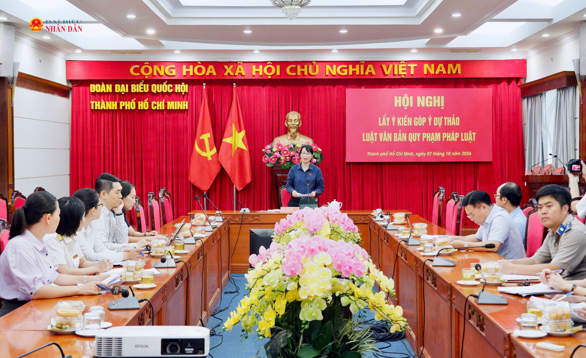 Quang cảnh hội nghị