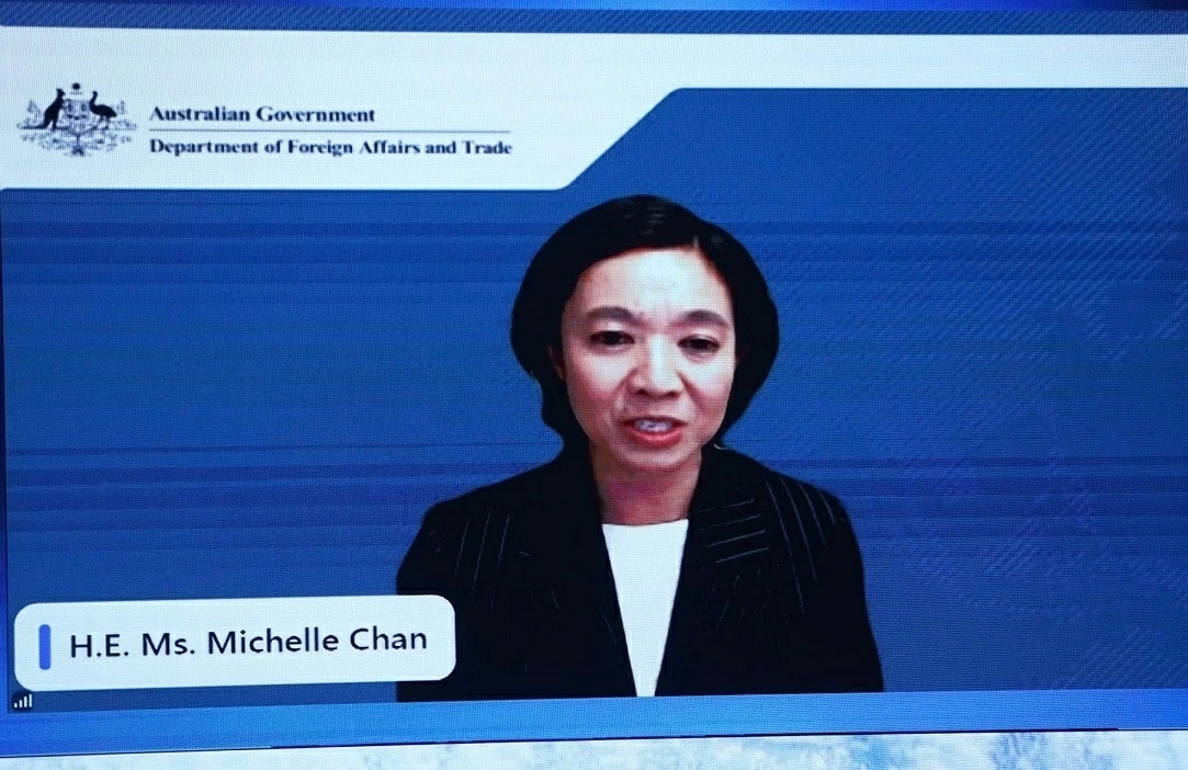 Thứ trưởng Ngoại giao và Thương mại Australia Michelle Chan phát biểu trực tuyến tới Hội thảo. (