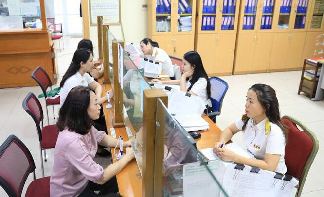 Người nộp thuế giao dịch tại Thuế cơ sở 4 thành phố Hà Nội