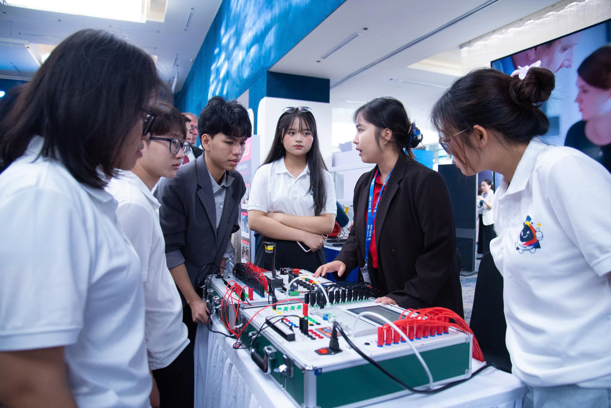 Khai mạc hội nghị quốc tế về hợp tác giáo dục trong kỷ nguyên số: Cơ hội và thách thức trước AI