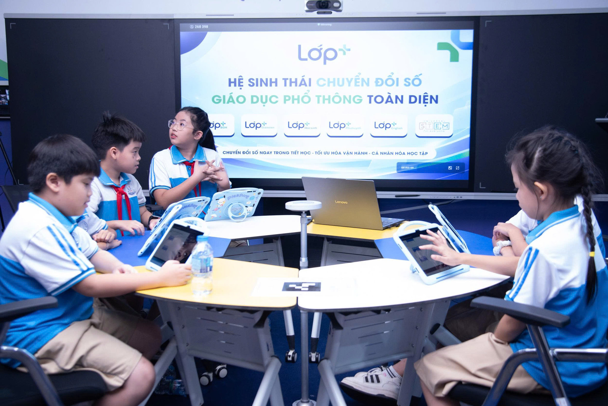 Khai mạc hội nghị quốc tế về hợp tác giáo dục trong kỷ nguyên số: Cơ hội và thách thức trước AI