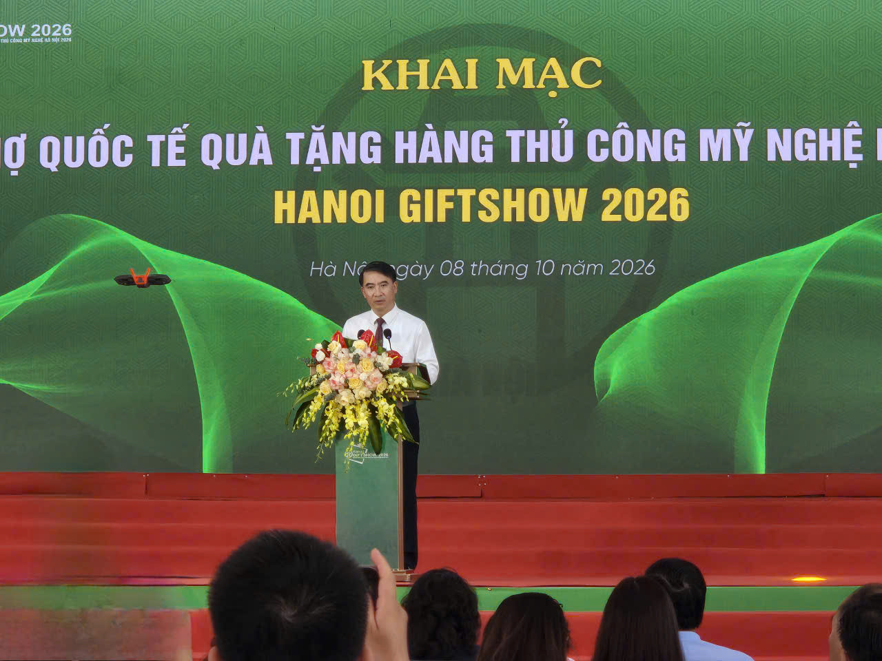 Phó Chủ tịch UBND thành phố Hà Nội Nguyễn Xuân Lưu phát biểu tại lễ khai mạc hội chợ