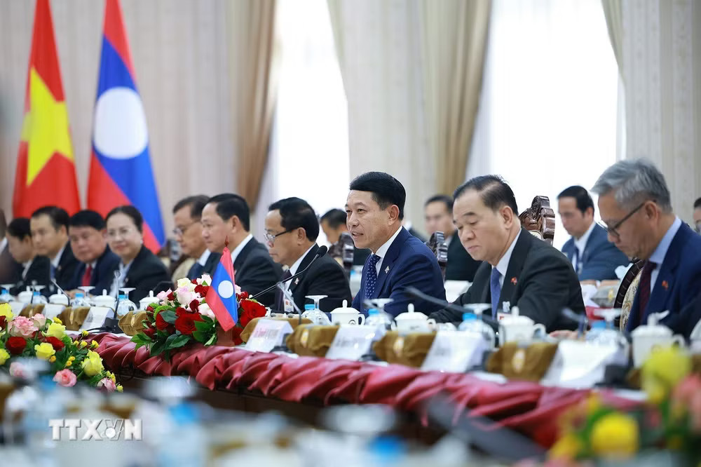 Thủ tướng Lào Saleumxay Kommasith phát biểu tại hội đàm