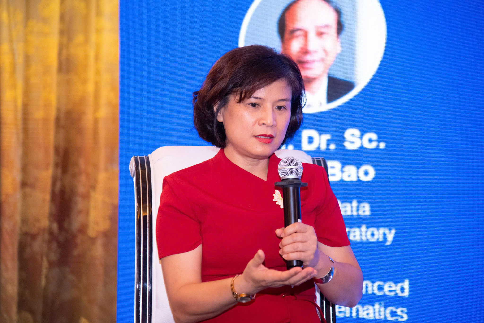 Bà Vũ Thị Tú Anh, Phó Cục trưởng Cục Giáo dục nghề nghiệp và Giáo dục thường xuyên, Bộ GD-ĐT