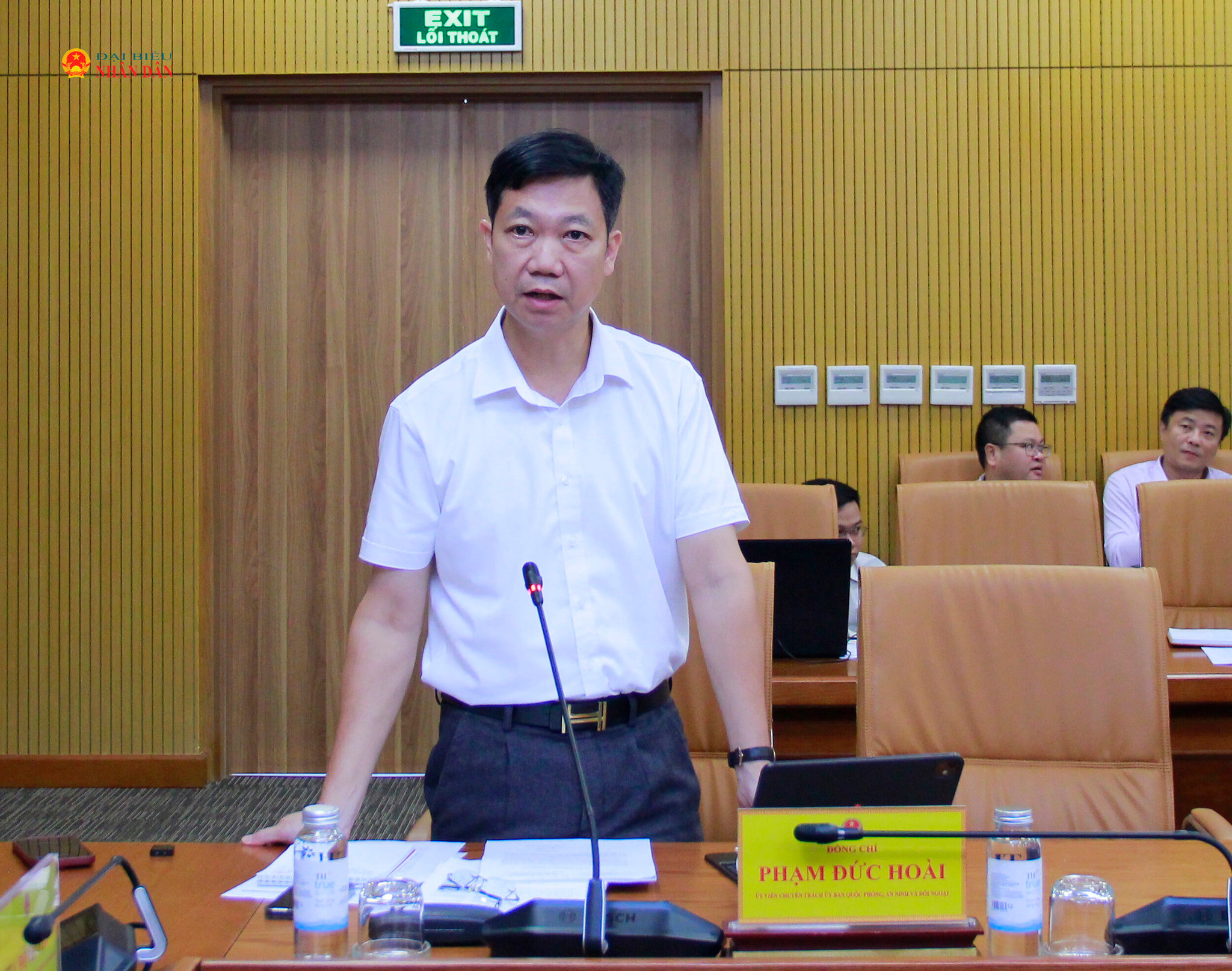 Ủy viên là ĐBQH hoạt động chuyên trách tại Ủy ban Quốc phòng, An ninh và Đối ngoại Phạm Đức Hoài phát biểu