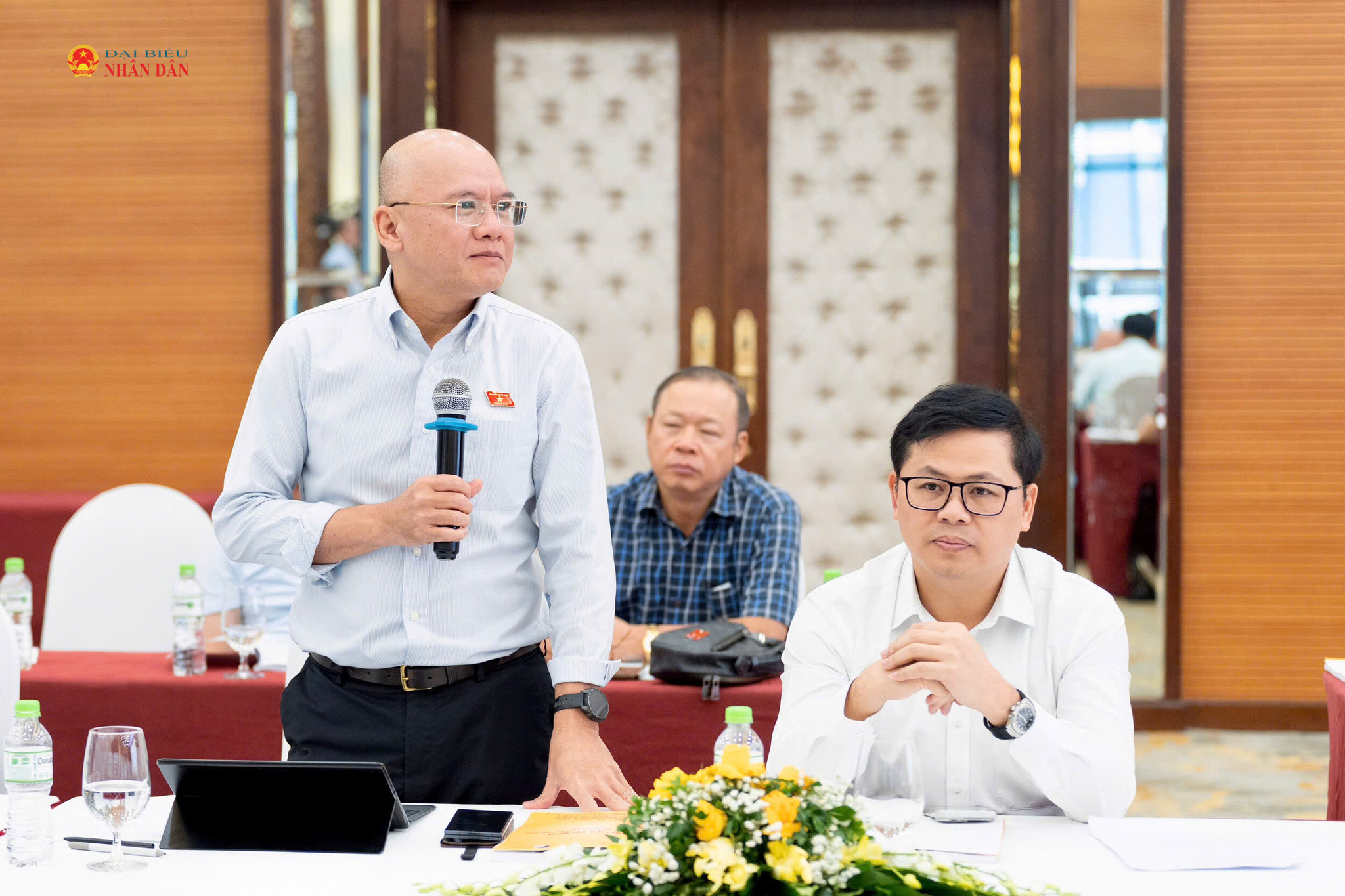 ĐBQH hoạt động chuyên trách tại Ủy ban Công tác đại biểu Bế Trung Anh phát biểu tại Hội nghị