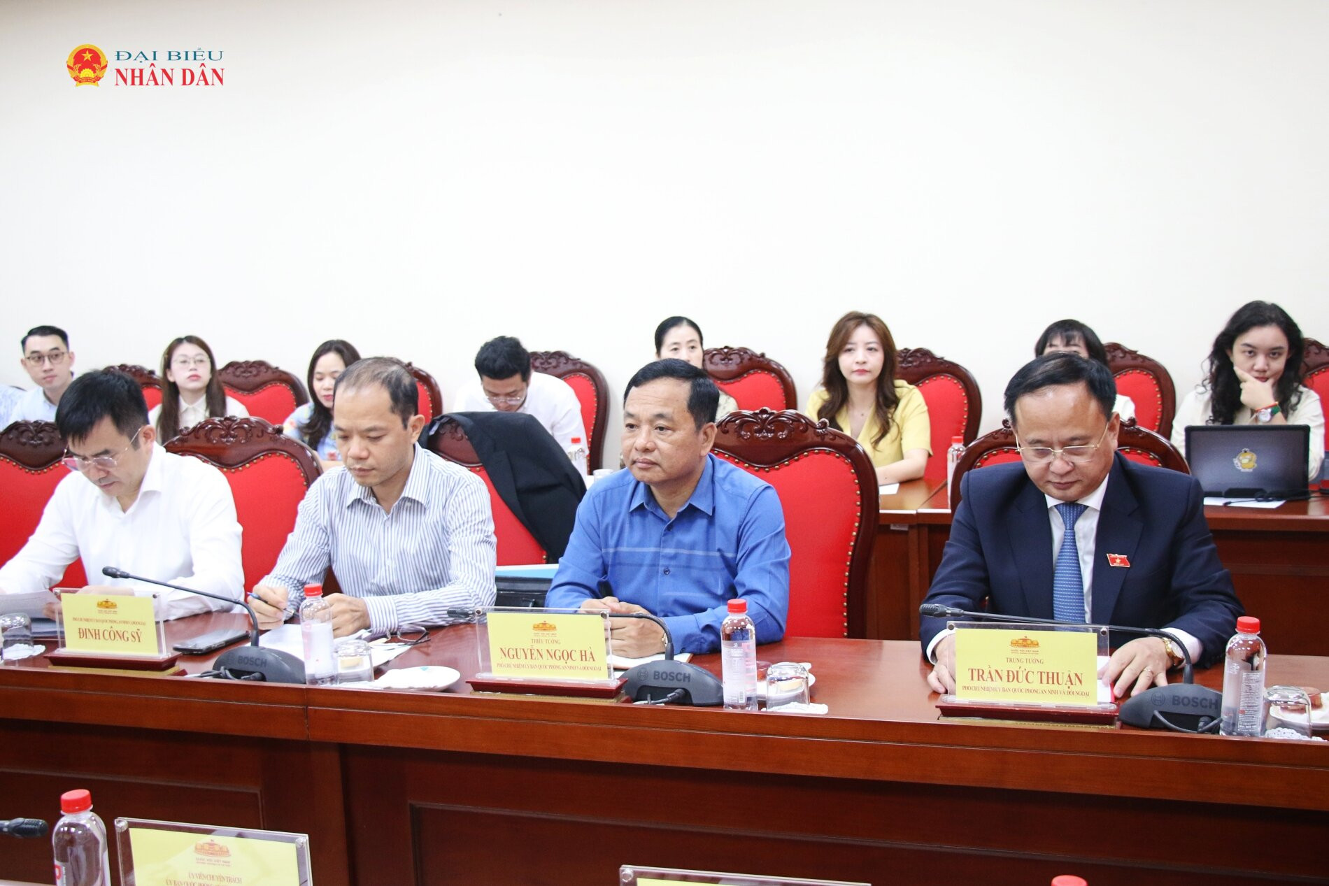 Các đại biểu tham dự buổi lễ