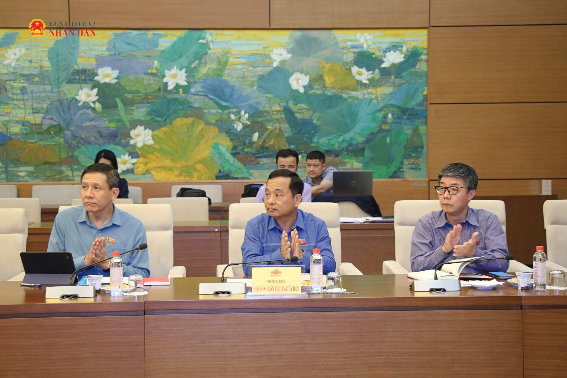 Các đại biểu tham dự Toạ đàm. Ảnh: Đắc Trường