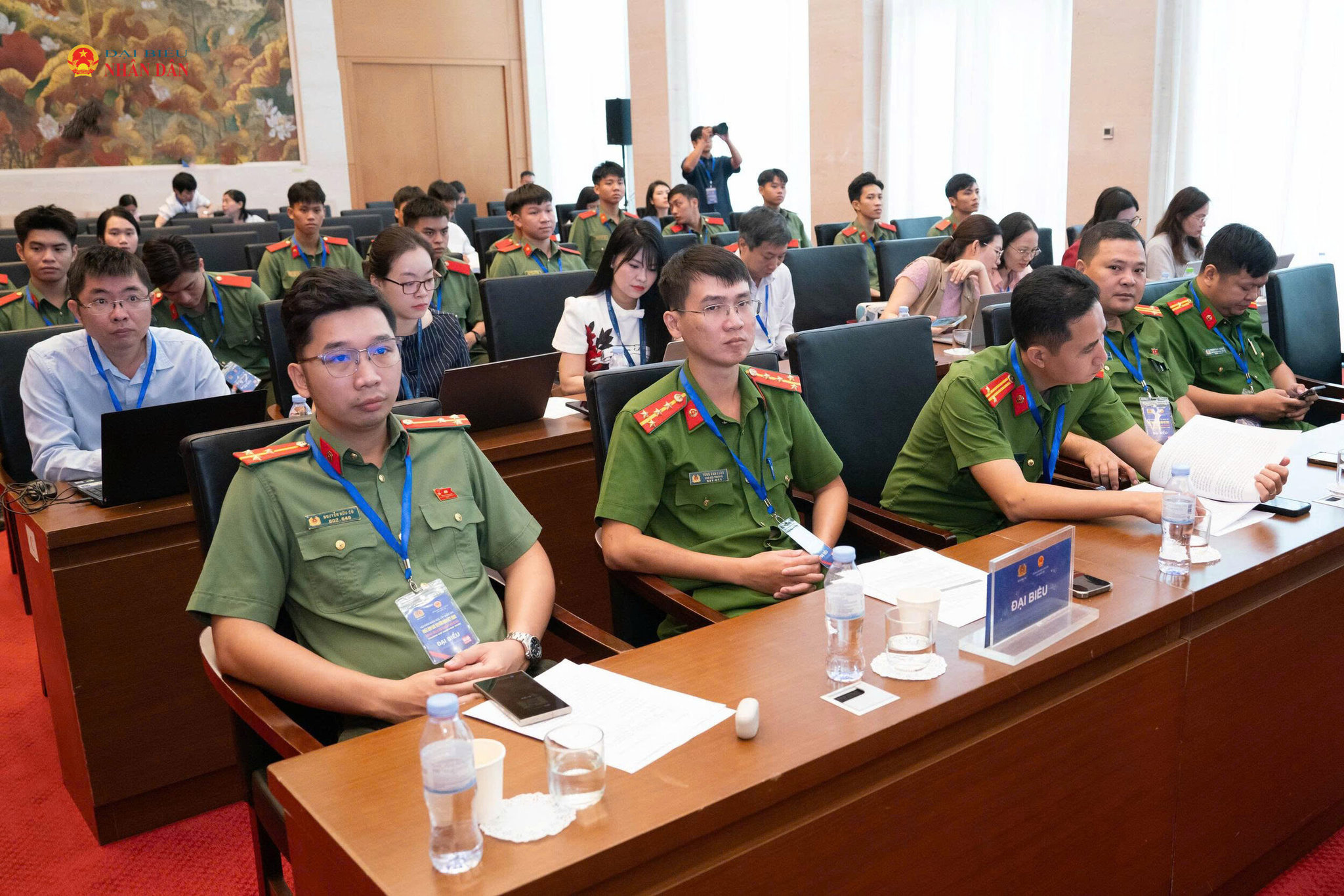 Các đại biểu dự