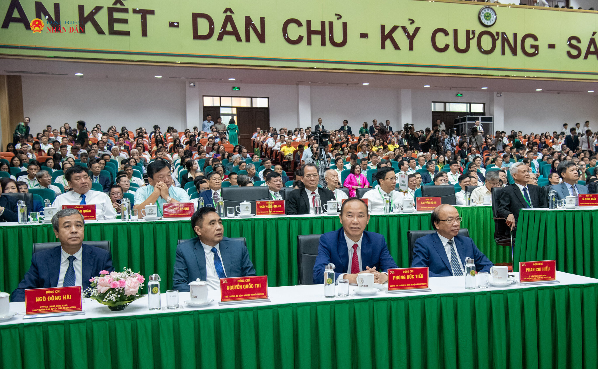 Các đại biểu thạm dự lễ kỷ niệm.3