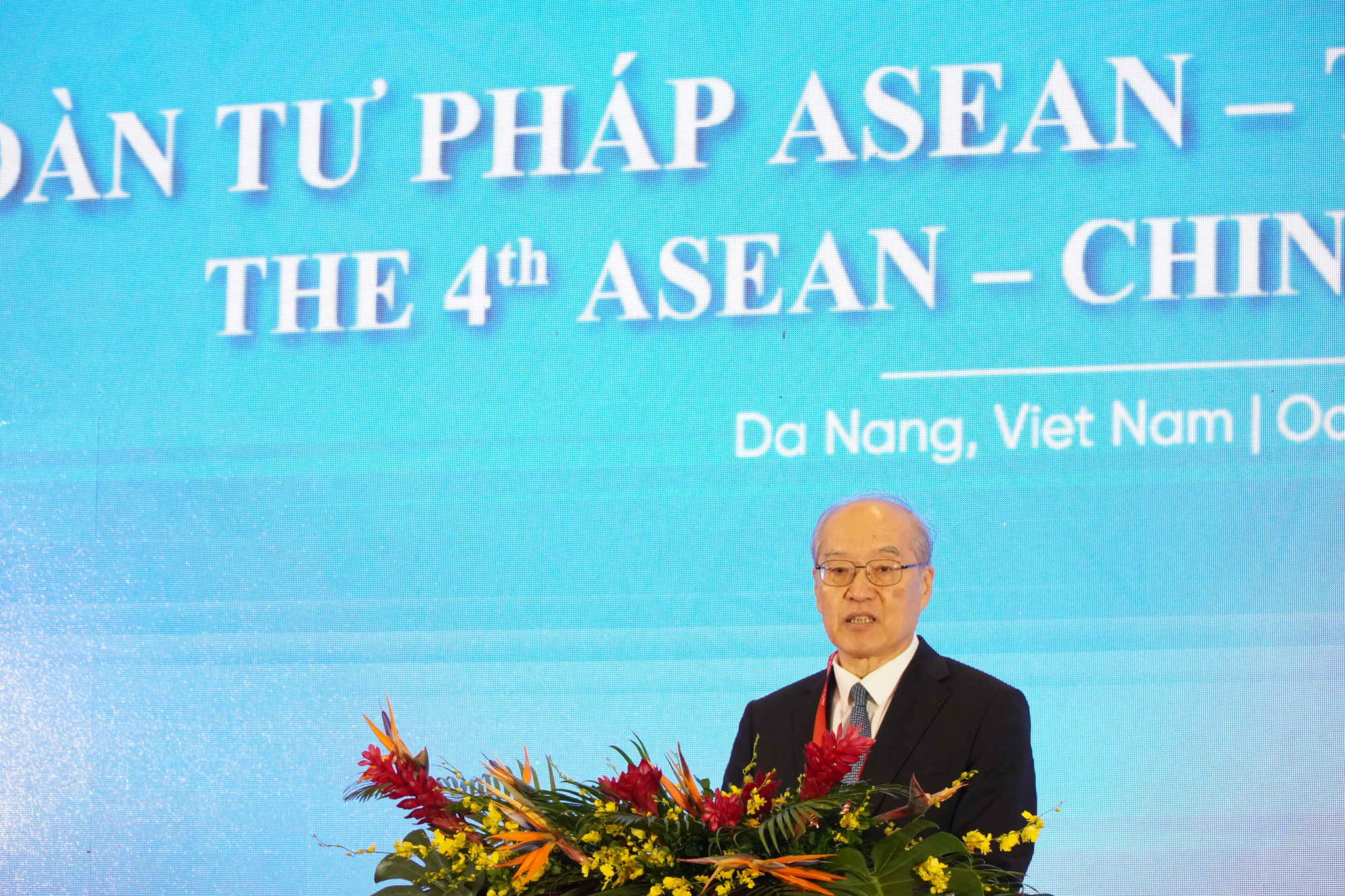 Chánh án Tòa án nhân dân tối cao Trung Hoa Trương Quân phát biểu tại diễn đàn