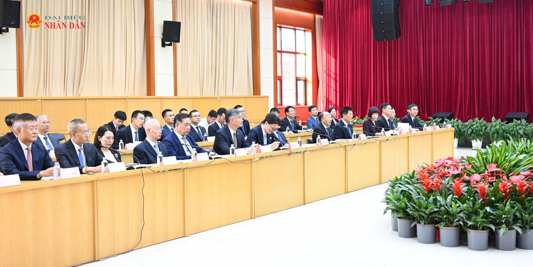 Lãnh đạo Ủy ban Thường vụ Nhân đại thành phố Bắc Kinh, Quận Triều Dương giới thiệu về Ngôi nhà Nhân đại, Trạm liên lạc đại biểu Nhân đại và các điểm liên hệ lập pháp cơ sở