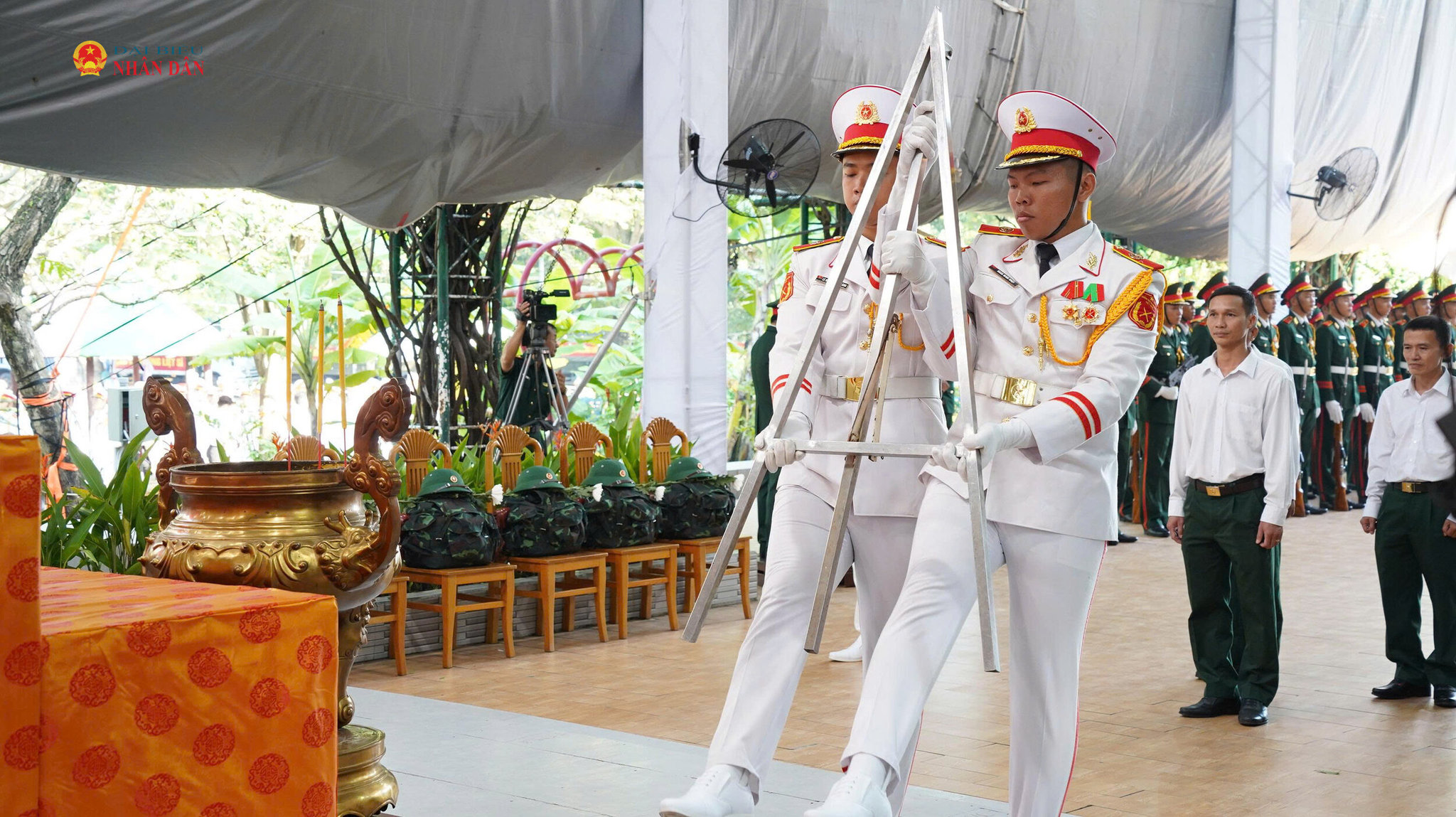 Các lực lượng rà soát trình tự nghi thức, đội hình tham gia và phương án phối hợp, bảo đảm các khâu được triển khai thống nhất, đúng kế hoạch