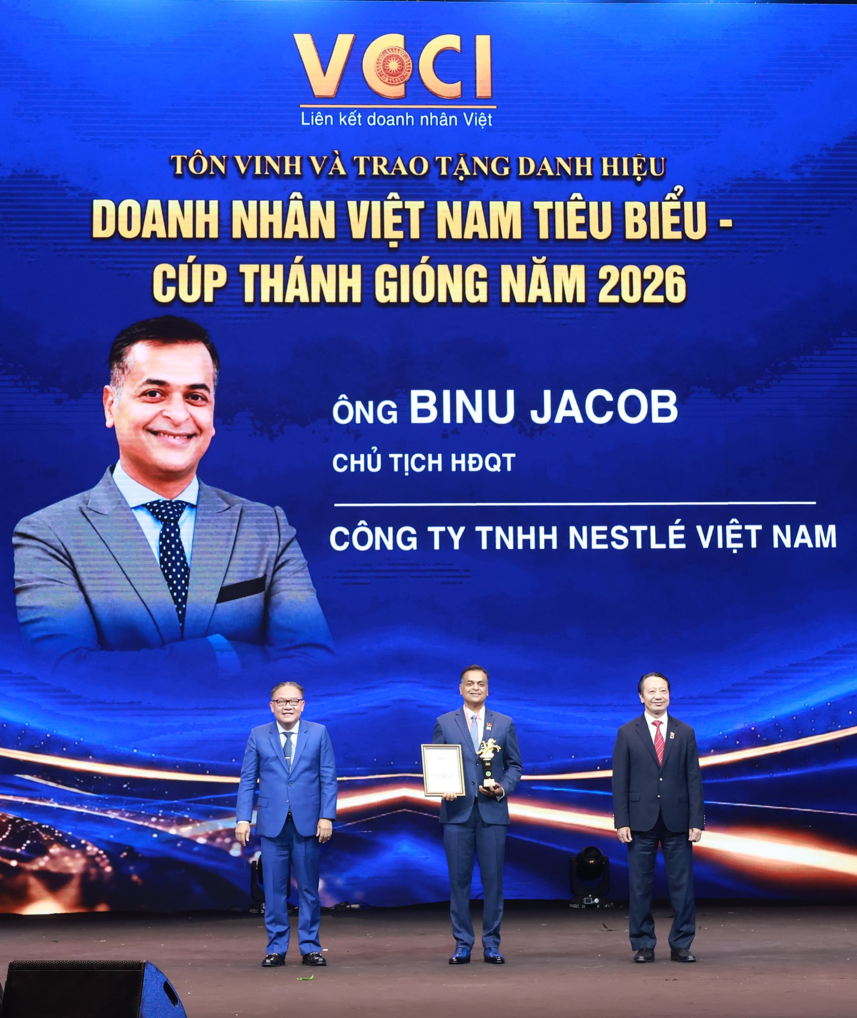 Tổng Giám đốc Nestlé Việt Nam Binu Jacob được vinh danh trong Top 100 Doanh nhân Việt Nam tiêu biểu - Cúp Thánh Gióng 2026