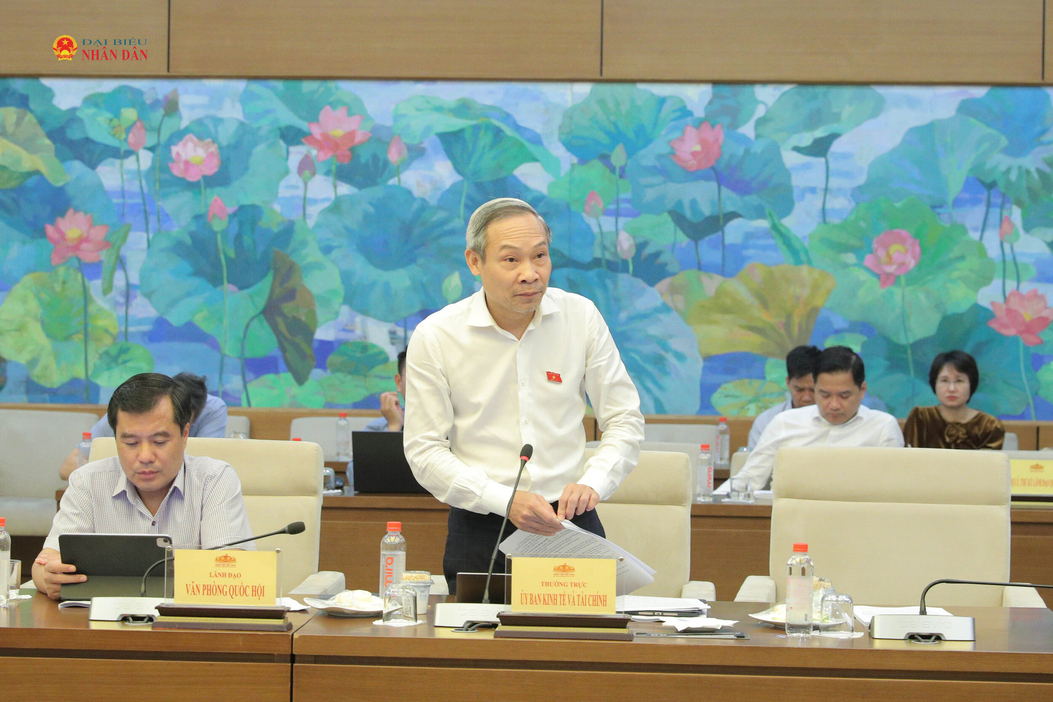 Đại biểu hoạt động Chuyên trách tại Ủy ban Kinh tế và Tài chính Phan Đức Hiếu
