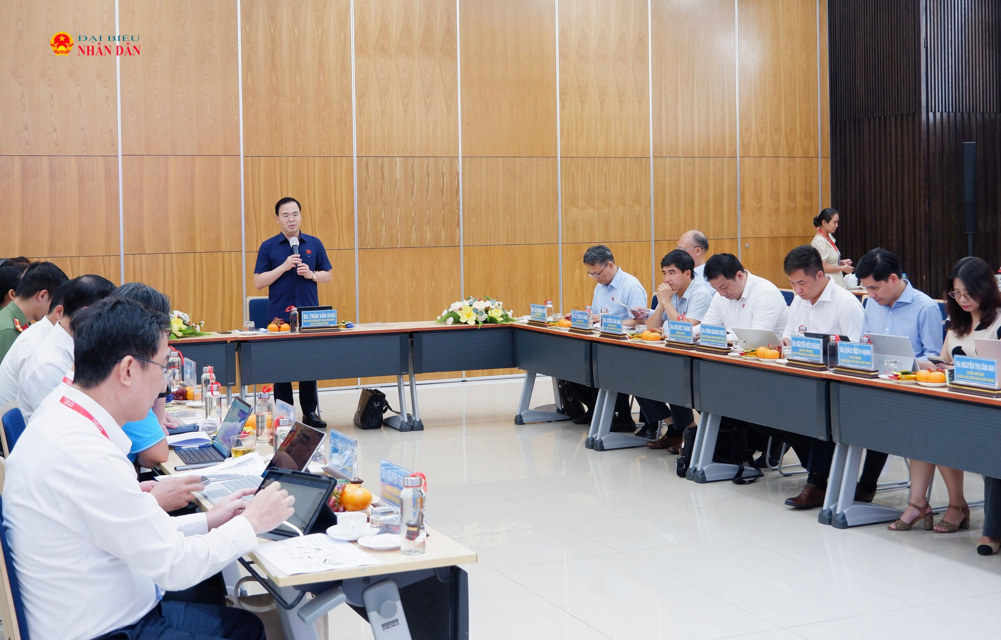 Đoàn giám sát khảo sát làm việc với Trung tâm Dữ liệu thành phố Hồ Chí Minh