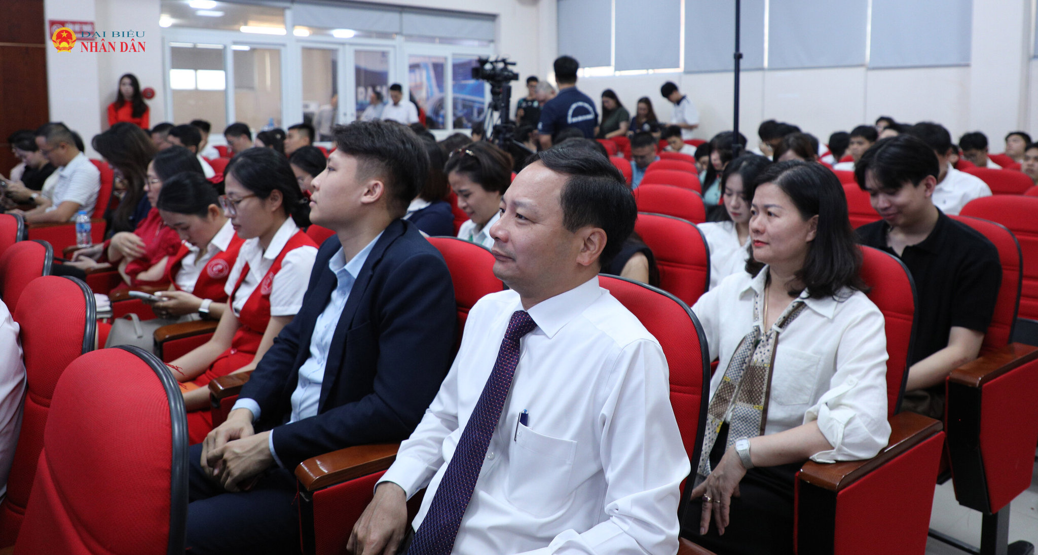 Các đại biểu dự buổi gặp mặt