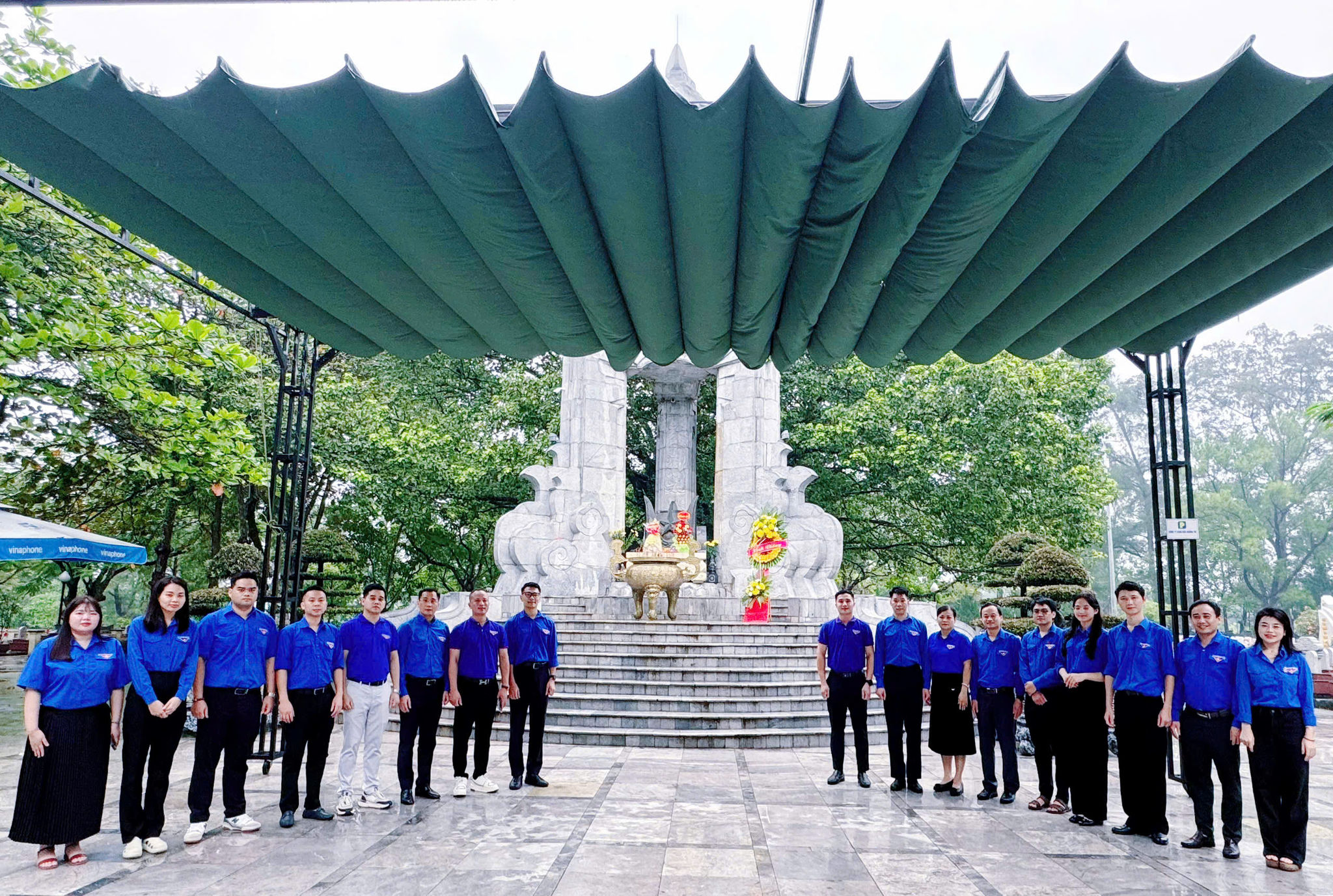 Ảnh về nguồn 2