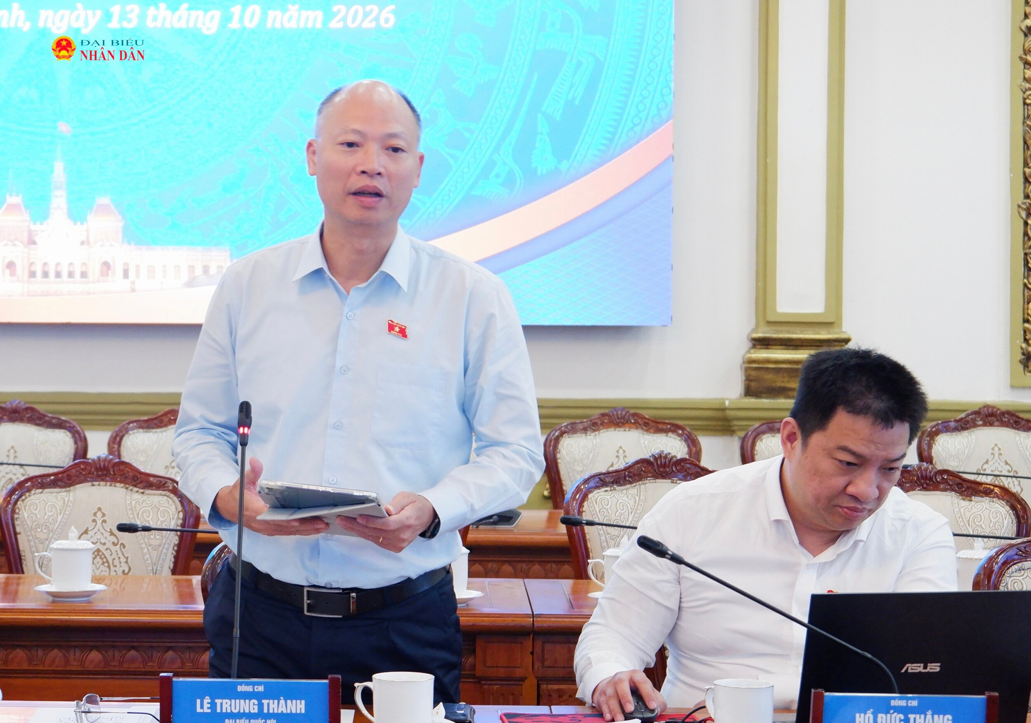 ĐBQH hoạt động chuyên trách tại Ủy ban Khoa học, Công nghệ và Môi trường Lê Trung Thành phát biểu