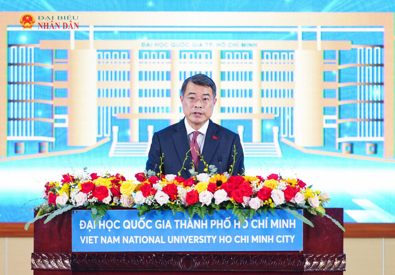Thủ tướng Chính phủ Lê Minh Hưng phát biểu tại Lễ khai khóa năm 2026 của Đại học Quốc gia TP. Hồ Chí Minh