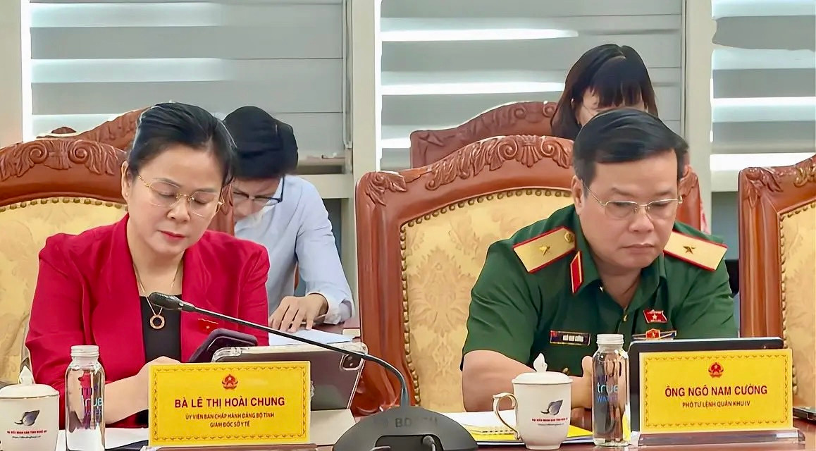 Các ĐBQH tỉnh Nghệ An dự cuộc làm việc